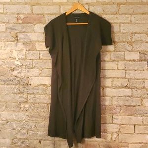 Women's Olive Green Waterfall Shall. Size Medium by Adrienne Vittadini.